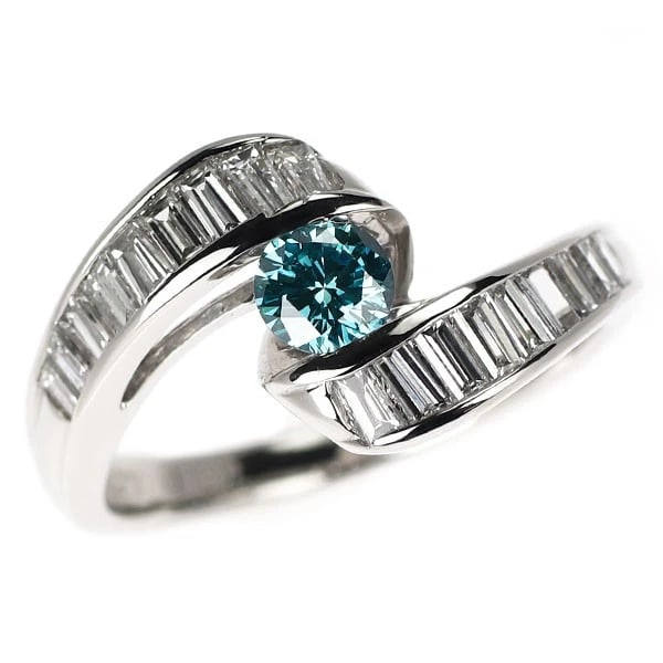 PT900 TREAT BLUE DIAMOND RING: Pt900 treat blue diamond ring Brand: None Type/Style: Ring Material: Pt900, Main Stone treat blue\Natural Color: None Size: 4.75 - 5 US Accessories: None Accessories Notice: When purchasing pre-owned