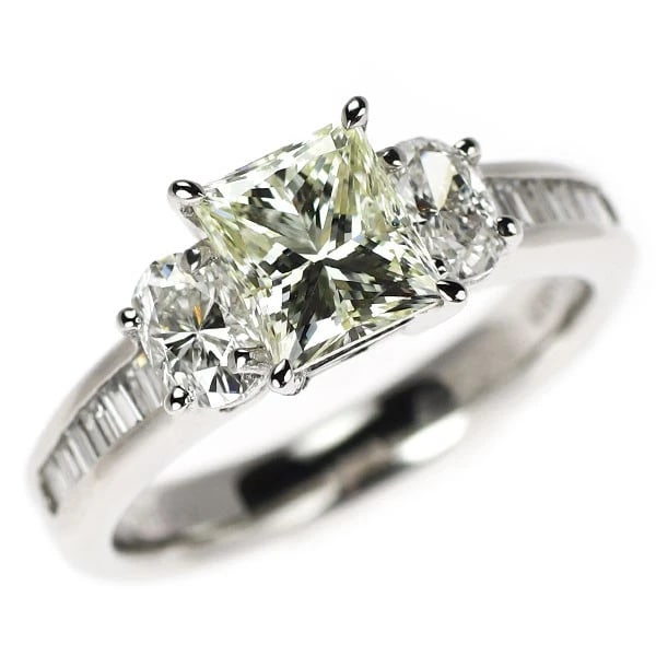 PT900 PRINCESS CUT DIAMOND RING: Pt900 princess cut diamond ring Brand: None Type/Style: Ring Material: Pt900, Main Stone Natural Color: Pt Size: 6 US Accessories: None Accessories Notice: When purchasing pre-owned goods, please