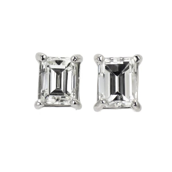 PT900 BUCKET CUT DIAMOND EARRINGS: Pt900 Bucket Cut Diamond Earrings Brand: None Type/Style: piercing Material: Pt900, Main Stone Natural Color: Pt Size: Length/Width/Diameter 4.4 Accessories: None Accessories Notice: When purchasing