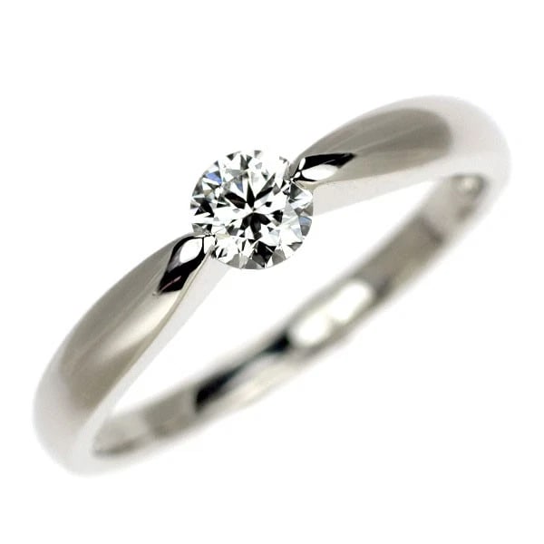 PT950 DIAMOND RING: Pt950 diamond ring Brand: Outlet Type/Style: Material: Pt950, Main Stone Natural Color: None Size: 5.5 - 5.75 US Accessories: None Accessories Notice: When purchasing pre-owned goods, please refer to