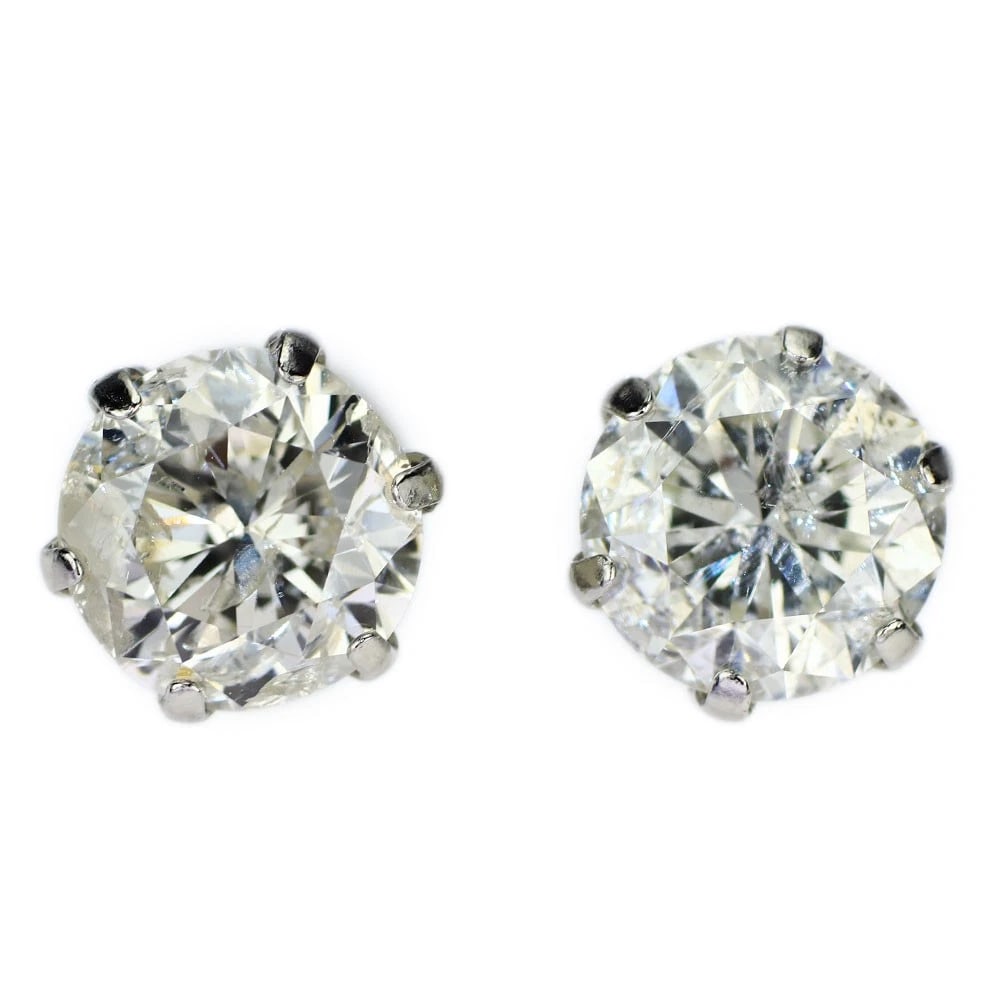 PT900 DIAMOND EARRINGS: Pt900 Diamond Earrings Brand: None Type/Style: piercing Material: Pt900, Main Stone Natural Color: Pt Size: Length/Width/Diameter 6.0 Accessories: None Accessories Notice: When purchasing pre-owned
