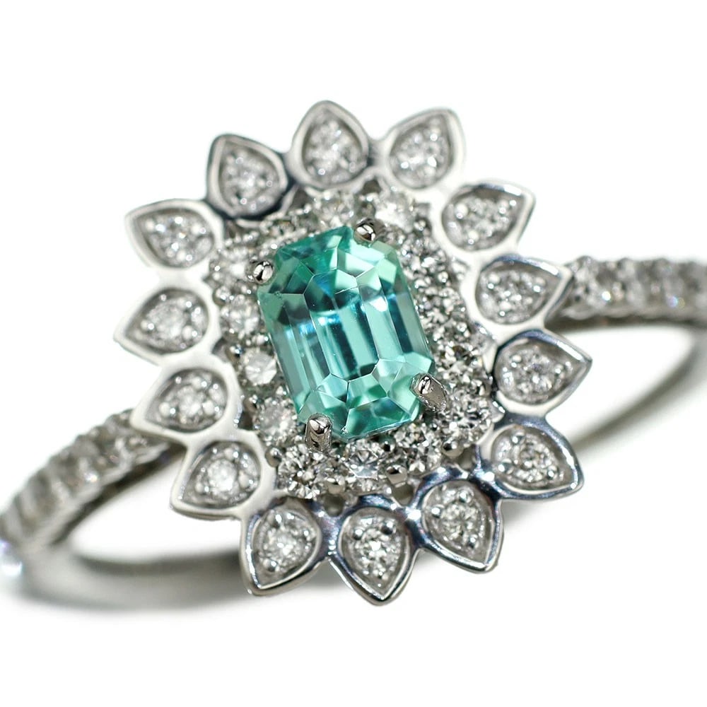 PT900 SEAFOAM TOURMALINE DIAMOND RING: Pt900 Seafoam Tourmaline Diamond Ring Brand: None Type/Style: Ring Material: Pt900, Main Stone Seafoam Tourmaline\Natural Color: None Size: 6 US Accessories: None Accessories Notice: When purchasing