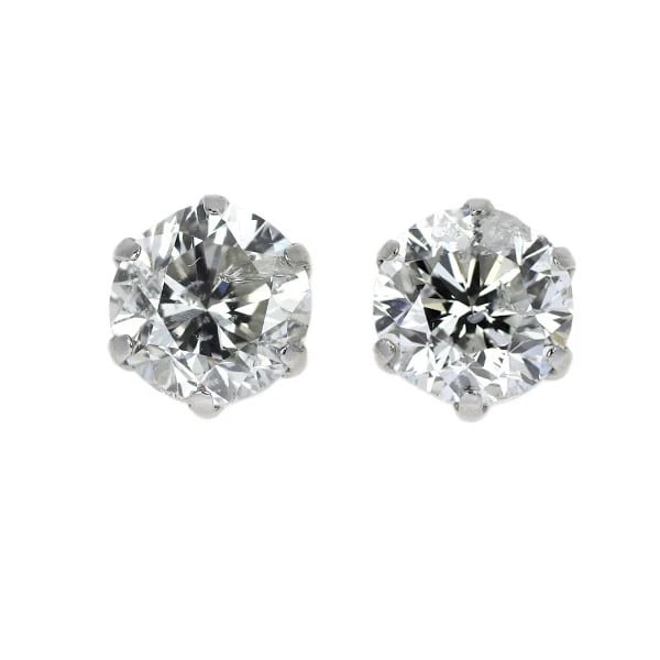 PT900 DIAMOND EARRINGS: Pt900 Diamond Earrings Brand: None Type/Style: piercing Material: Pt900, Main Stone Natural Color: Pt Size: Length/Width/Diameter 6.0 Accessories: None Accessories Notice: When purchasing