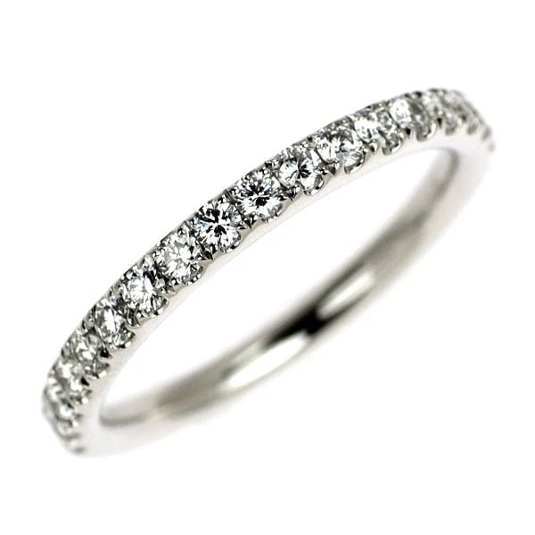 ZHOU SHENG K18WG DIAMOND RING: Zhou Sheng K18WG Diamond Ring Brand: None Type/Style: Ring Material: K18WG, Main Stone Natural Color: WG Size: Accessories: None Accessories Notice: When purchasing pre-owned goods, please