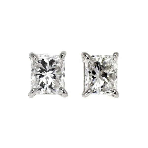 PT900 PRINCESS CUT DIAMOND EARRINGS: Pt900 Princess Cut Diamond Earrings Brand: None Type/Style: piercing Material: Pt900, Main Stone Natural Color: Pt Size: Length/Width/Diameter 4.8 Accessories: None Accessories Notice: When