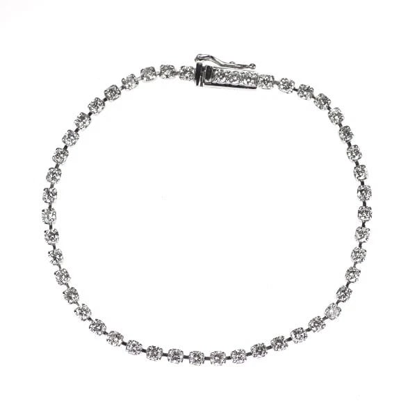 K18WG DIAMOND TENNIS BRACELET: K18WG diamond tennis bracelet Brand: None Type/Style: bracelets Material: K18WG, Main Stone Natural Color: WG Size: Accessories: None Accessories Notice: When purchasing pre-owned goods, please refer