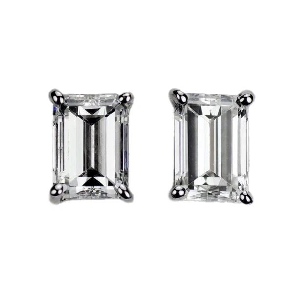 PT900 EMERALD CUT DIAMOND EARRINGS: Pt900 Emerald Cut Diamond Earrings Brand: None Type/Style: piercing Material: Pt900, Main Stone Natural Color: Pt Size: Length/Width/Diameter 5.0 Accessories: None Accessories Notice: When purchasing