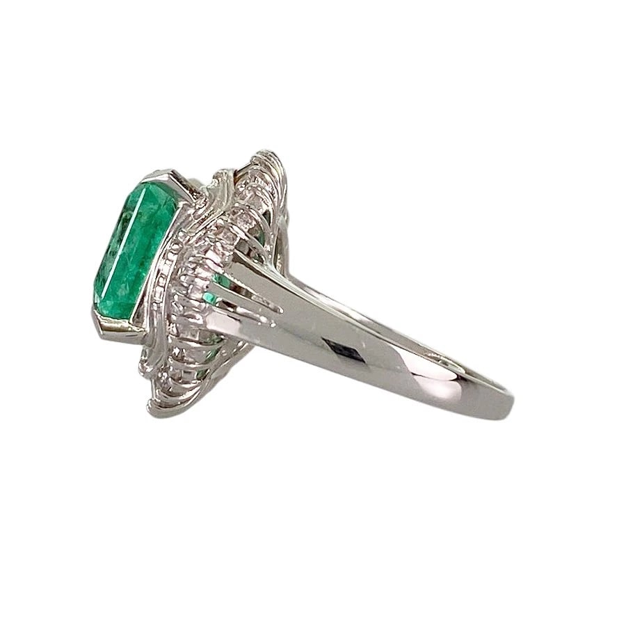 RING PLATINUM EMERALD DIAMOND - 2