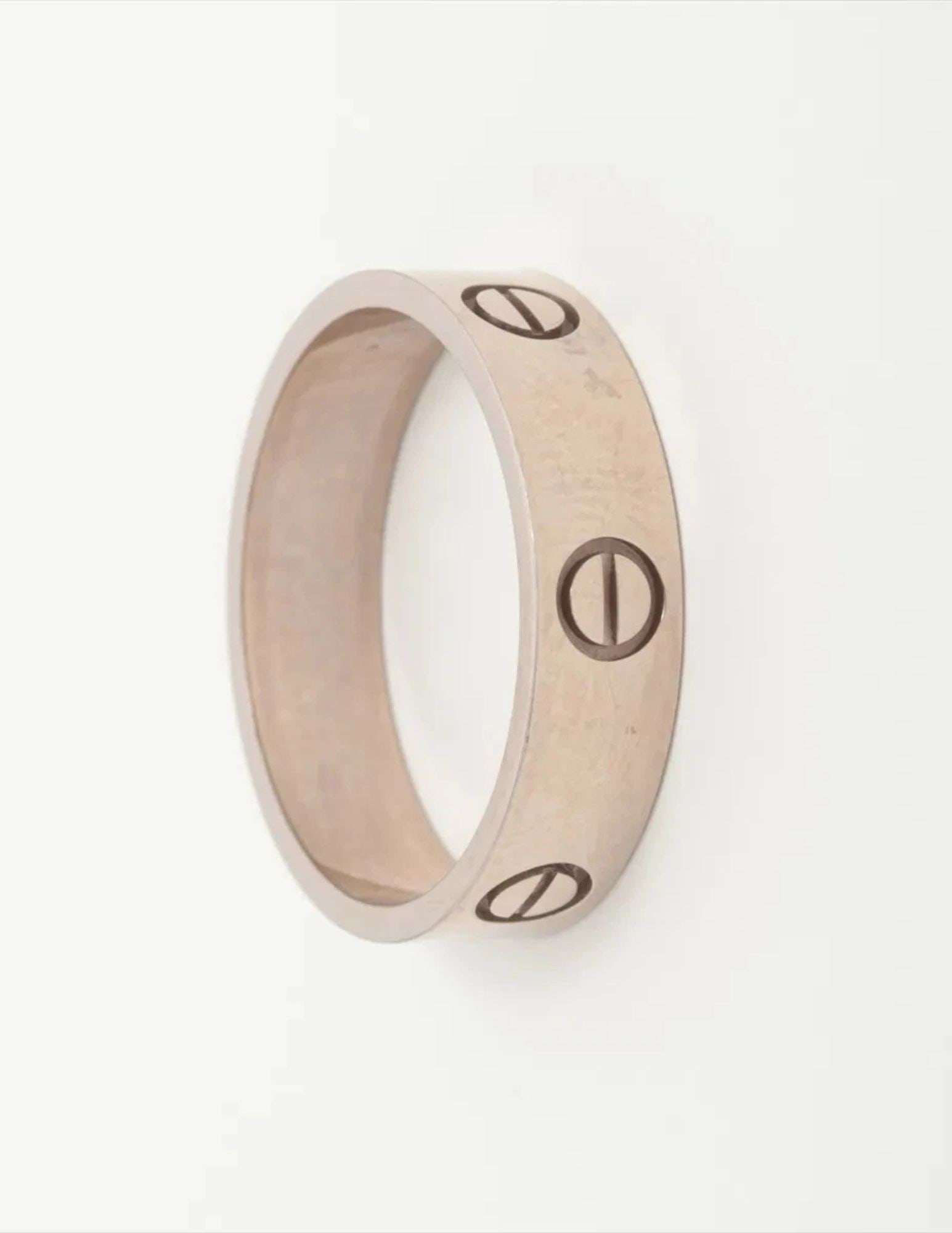 CARTIER LOVE RING 750(WG): Cartier Love Ring 750(WG) Brand: Cartier Type/Style: Ring Material: 750(WG), Color: White Gold Size: 9.5 - 9.75 US Accessories: None Accessories Notice: When purchasing pre-owned goods, pl