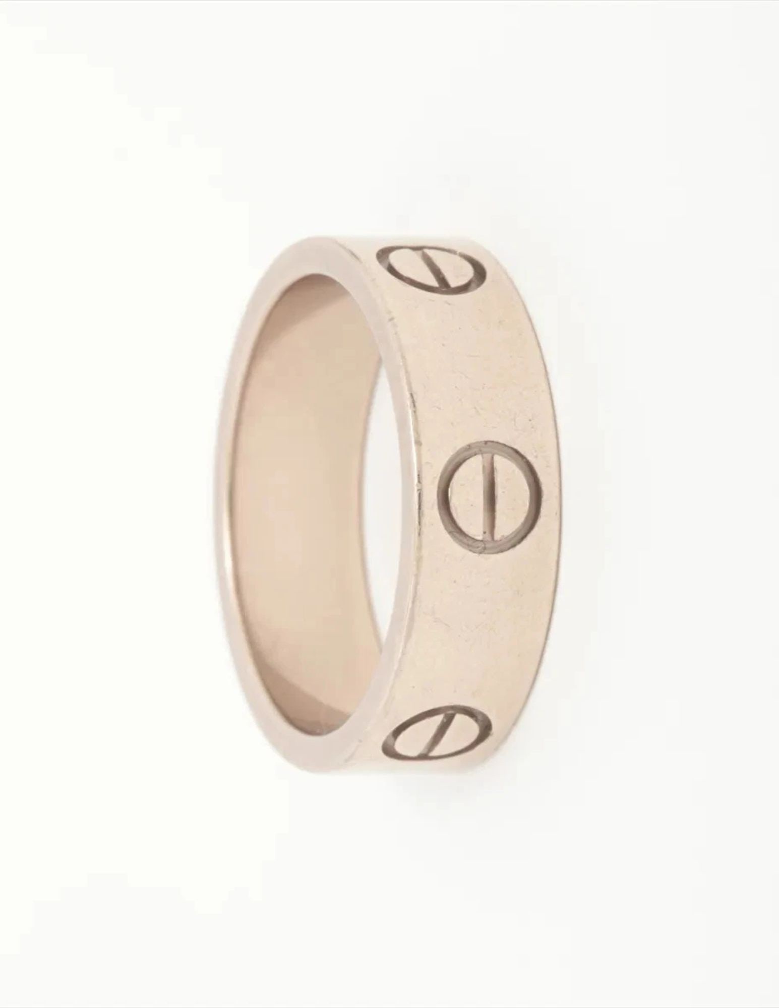 CARTIER LOVE RING 750(WG): Cartier Love Ring 750(WG) Brand: Cartier Type/Style: Ring Material: 750(WG), Color: White Gold Size: 5.25 US Accessories: None Accessories Notice: When purchasing pre-owned goods, please r