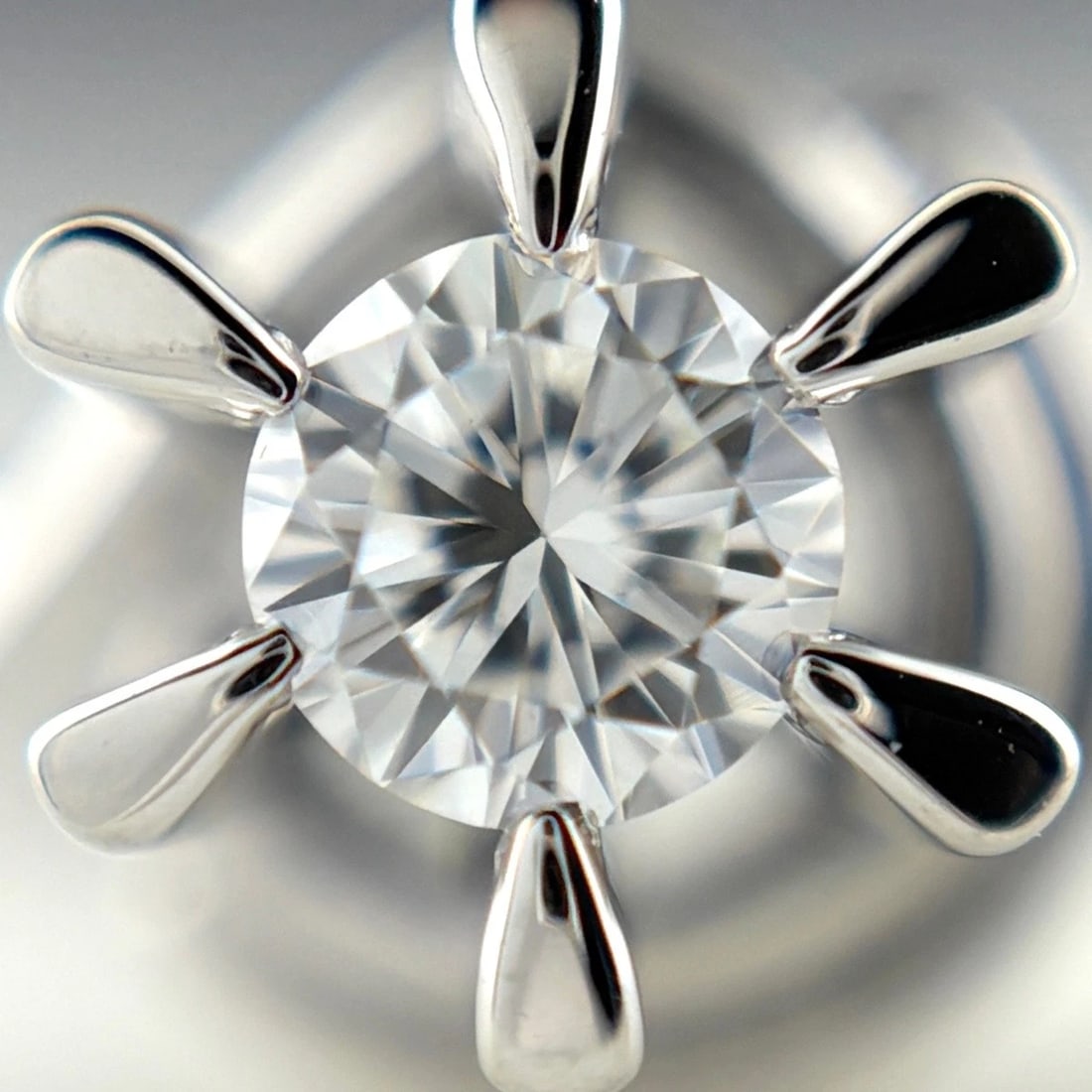 DIAMOND DESIGN RING PLATINUM - 2