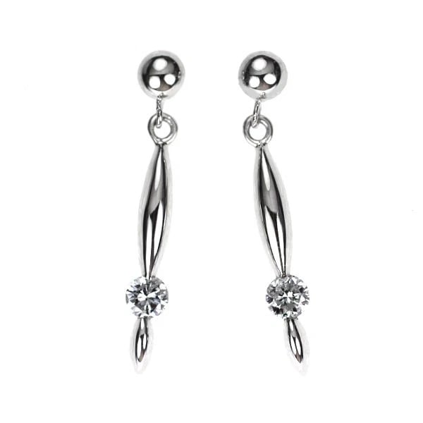PT900 DIAMOND EARRING: Pt900 diamond earring Brand: None Type/Style: piercing Material: Pt900, Main Stone Natural Color: Pt Size: Length/Width/Diameter 26.1 Accessories: None Accessories Notice: When purchasing pre-owned