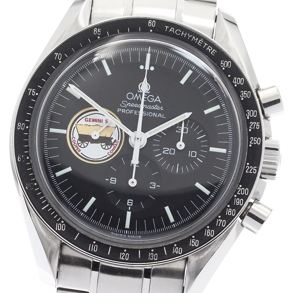 OMEGA SPEEDMASTER PROFESSIONAL WATCH: OMEGA Speedmaster Professional Watch Brand: OMEGA Type/Style: Wristwatch Material: Band Material Stainless Steel, Case Material Stainless Steel Color: Case Color Silver Band Color Silver Dial Color bl