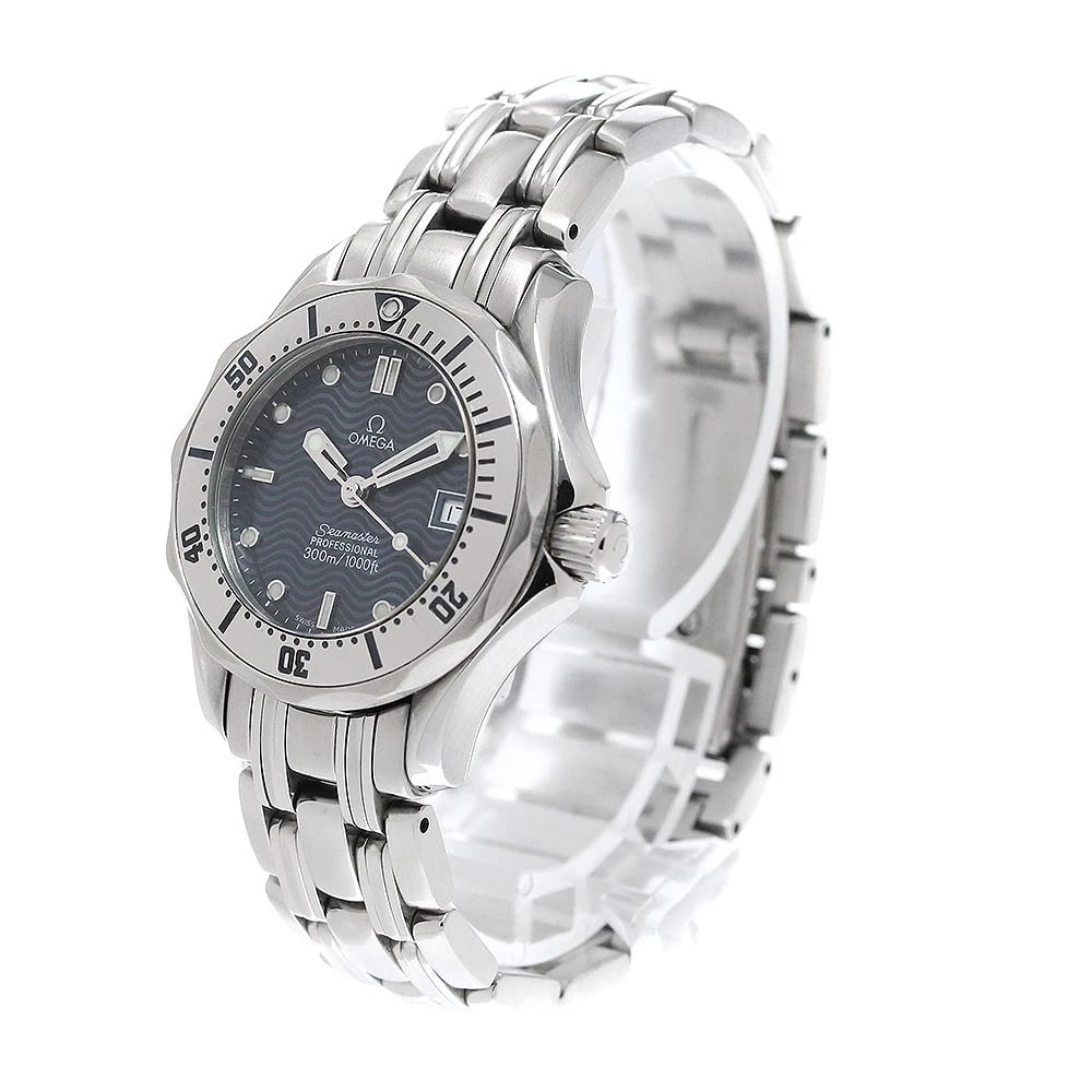 OMEGA SEAMASTER DATE NAVY QUARTZ WATCH: OMEGA Seamaster Date Navy Quartz Watch Brand: OMEGA Type/Style: Wristwatch Material: Band Material Stainless Steel, Case Material Stainless Steel Color: Case Color Silver Band Color Silver Dial Color