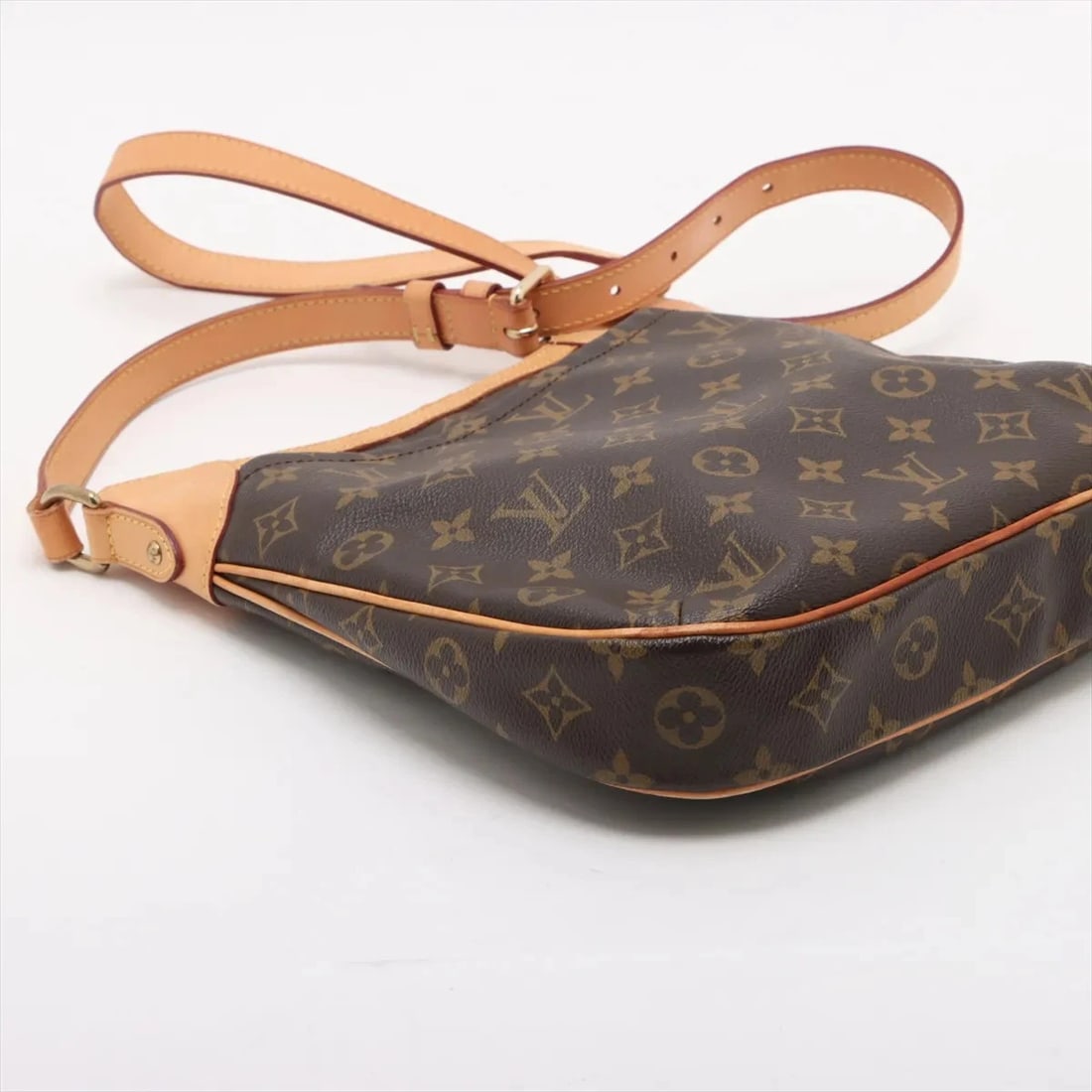 LOUIS VUITTON MONOGRAM ODEON - 4