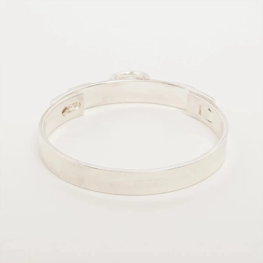HERMES COLLIER DE CHIEN BANGLE 925 SILVER: Hermes Collier de Chien Bangle 925 Silver Brand: Hermes Type/Style: Bracelet Material: 925, Color: Silver Size: Size(CM) Bracelet length:15.5 Accessories: None Accessories Notice: When purchasing