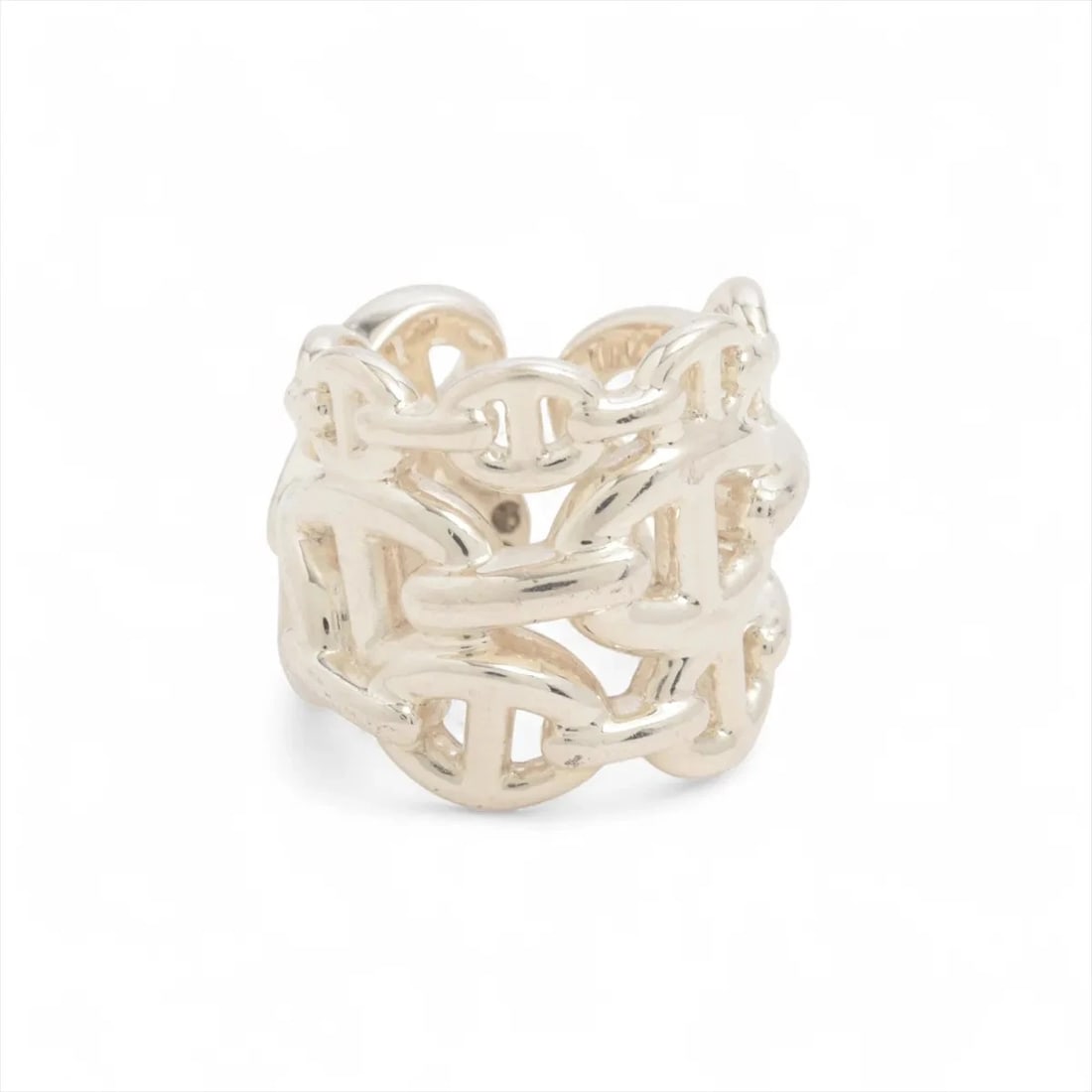 HERMES CHAINE D'ANCRE ENCHAINEE RING 925 SILVER: Hermes Chaine d'Ancre Enchainee Ring 925 Silver Brand: Hermes Type/Style: Ring Material: 925, Color: Silver Size: 3.25 US Accessories: None Accessories Notice: When purchasing pre-owned goods, please