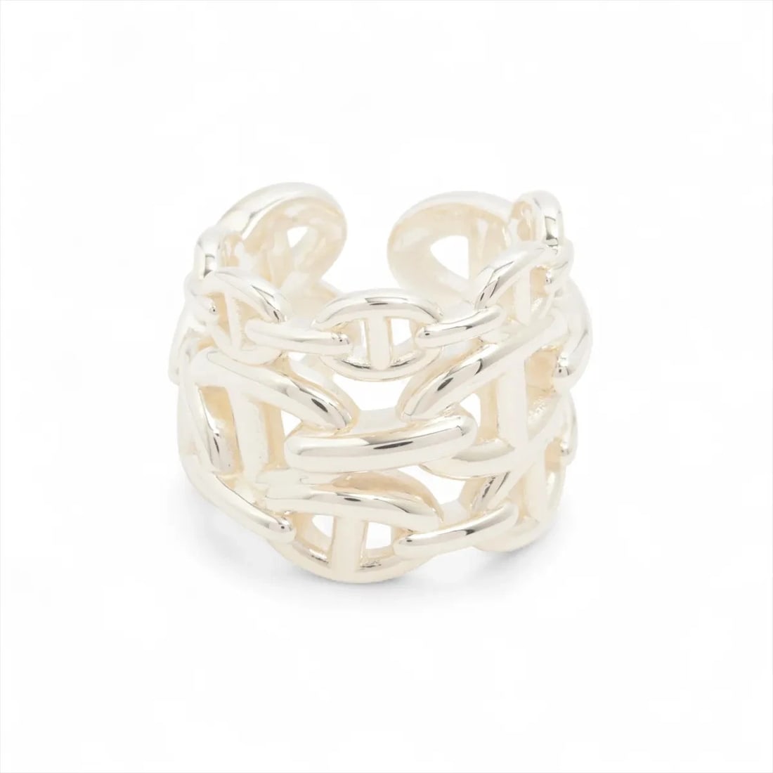 HERMES CHAINE D'ANCRE ENCHAINEE GM RING 925 SILVER: Hermes Chaine d'Ancre Enchainee GM Ring 925 Silver Brand: Hermes Type/Style: Ring Material: 925, Color: Silver Size: 6.25 - 6.5 US Accessories: None Accessories Notice: When purchasing pre
