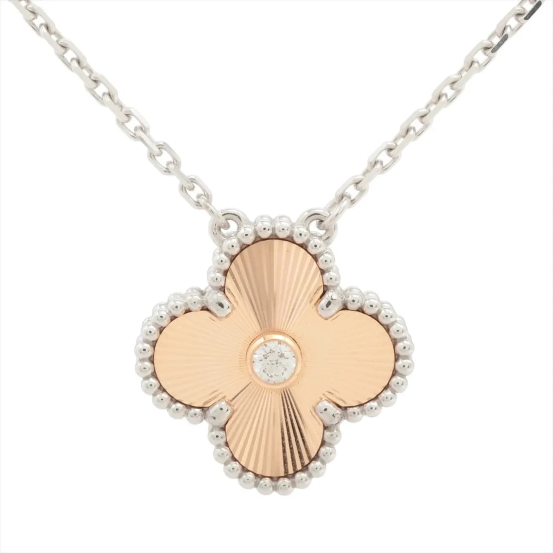 VAN CLEEF & ARPELS DIAMOND NECKLACE 750(PG?WG): Van Cleef & Arpels diamond Necklace 750(PG?WG) Brand: Van Cleef & Arpels Type/Style: Necklace Material: 750(PGxWG), Color: PG?WG Size: Size(CM) Chain length:42 Accessories: None Accessories Notice: