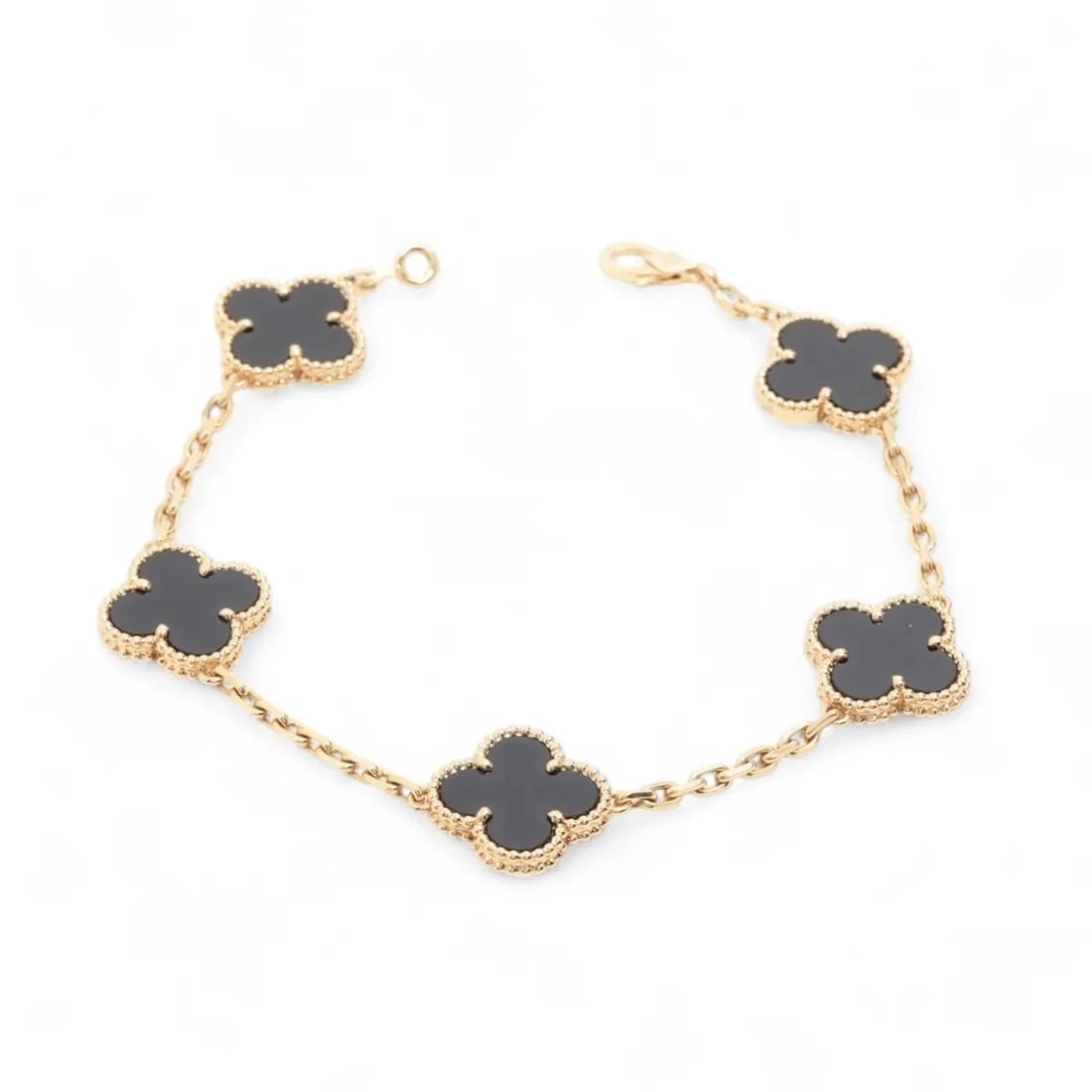 VAN CLEEF & ARPELS ONYX BRACELET 750(YG): Van Cleef & Arpels Onyx Bracelet 750(YG) Brand: Van Cleef & Arpels Type/Style: Bracelet Material: 750(YG), Color: Yellow Gold Size: Size(CM) Bracelet length:19.6 Accessories: None Accessor