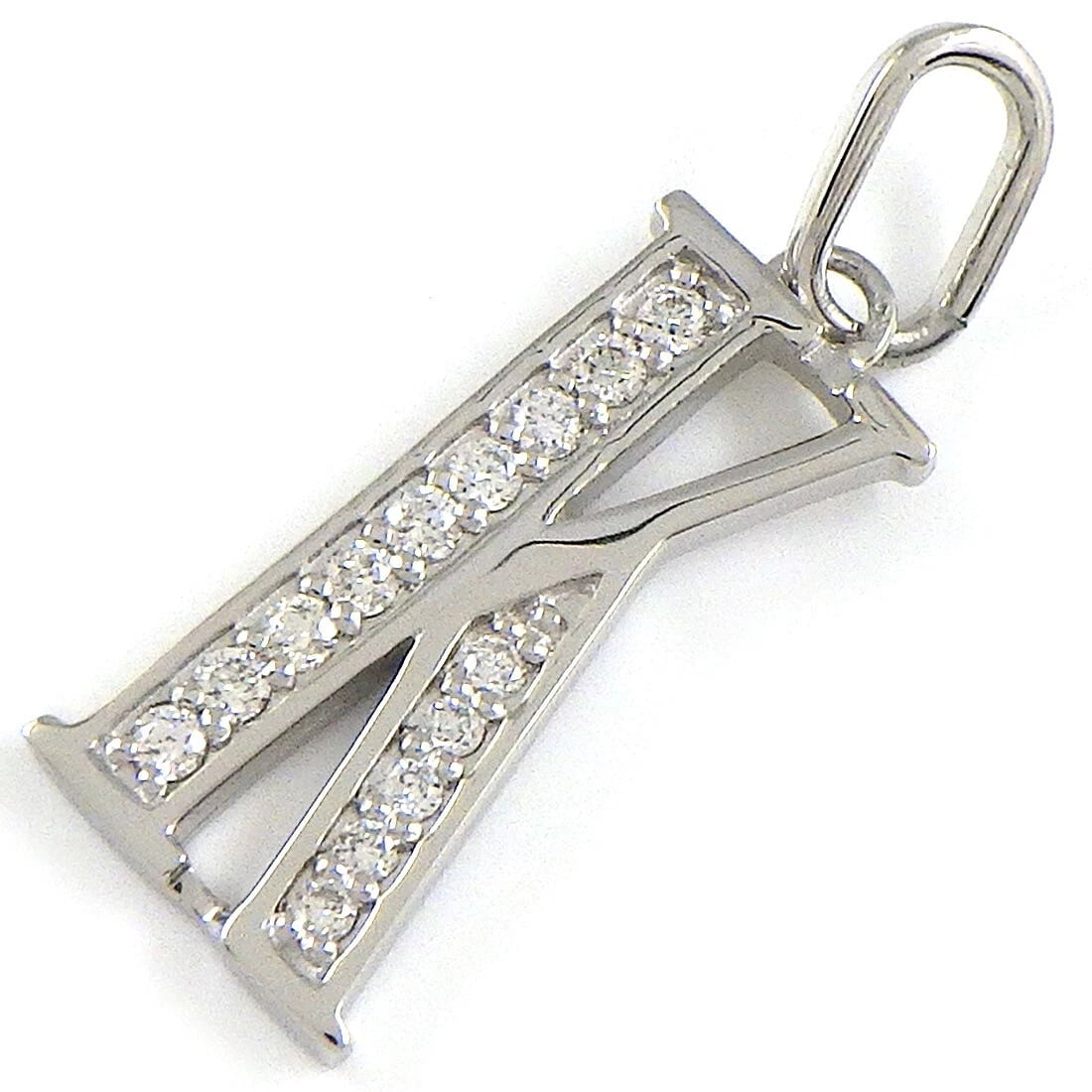 FINE JEWELRY PENDANT TOPDIAMOND PT900 PLATINUM: Fine Jewelry Pendant TopDiamond PT900 Platinum Brand: Fine Jewelry Type/Style: PendantTop Material: PT900 Platinum, Main Stone Natural Color: Silver Size: Pendant Top Size : W 0.31" x H 0.87"(inches) 
