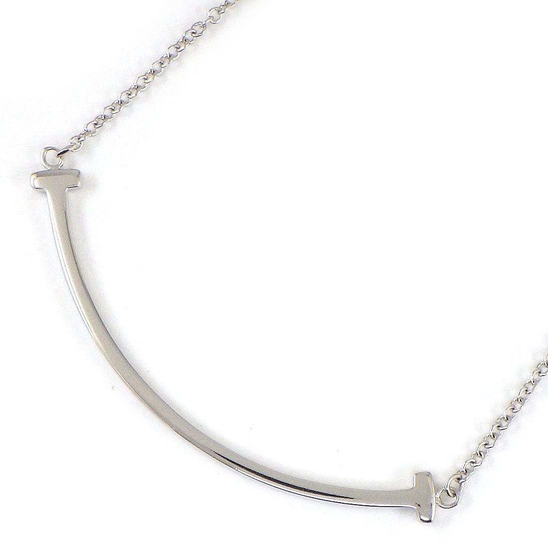 TIFFANY & CO. NECKLACE 750(18K) WHITE GOLD: Tiffany & Co. Necklace 750(18K) White Gold Brand: Tiffany & Co. Type/Style: Necklace Material: 750(18K) White Gold, Color: White Gold Size: Chain Length : 16.02" & 17.91"(inches) / 40.7cm & 45.5cmPend