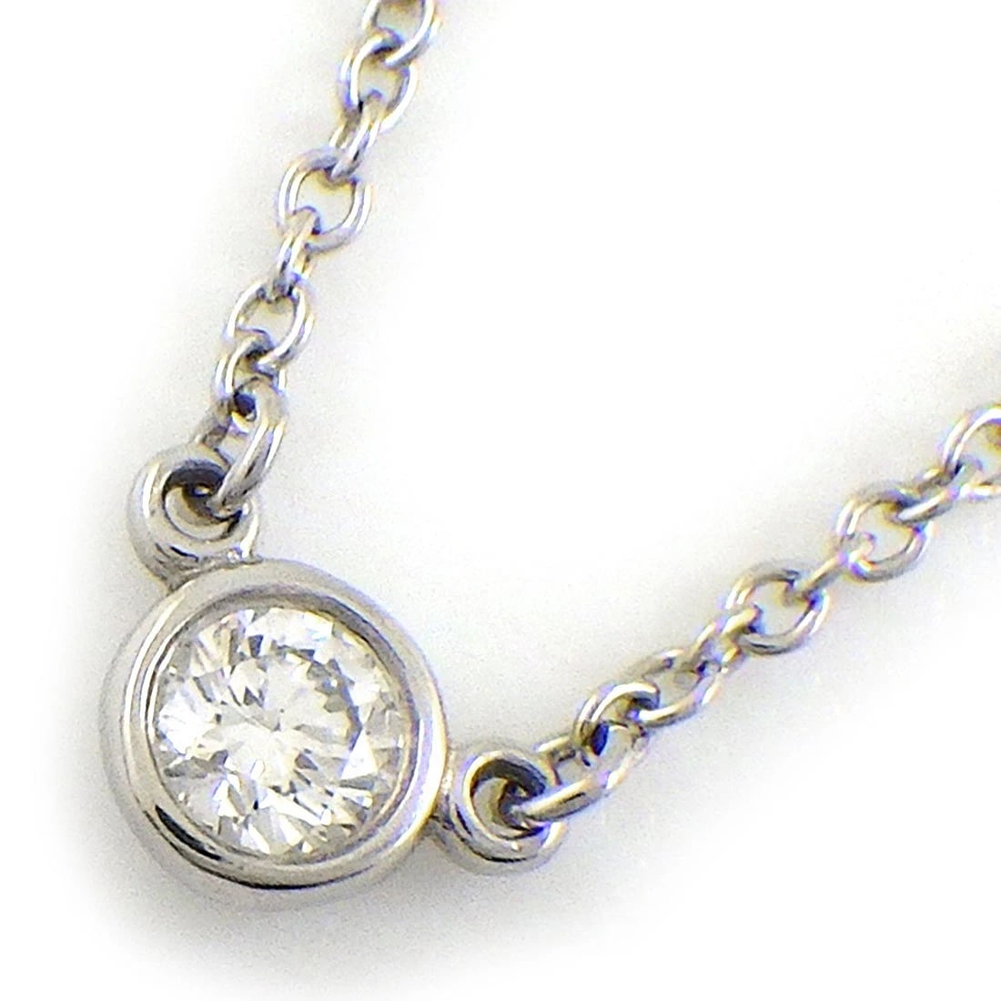 TIFFANY & CO. NECKLACE DIAMOND PT950: Tiffany & Co. Necklace Diamond PT950 Brand: Tiffany & Co. Type/Style: Necklace Material: PT950 Platinum, Main Stone Natural Color: Silver Size: Chain Length : 15.94"(inches) / 40.5cmPendant Top Size :