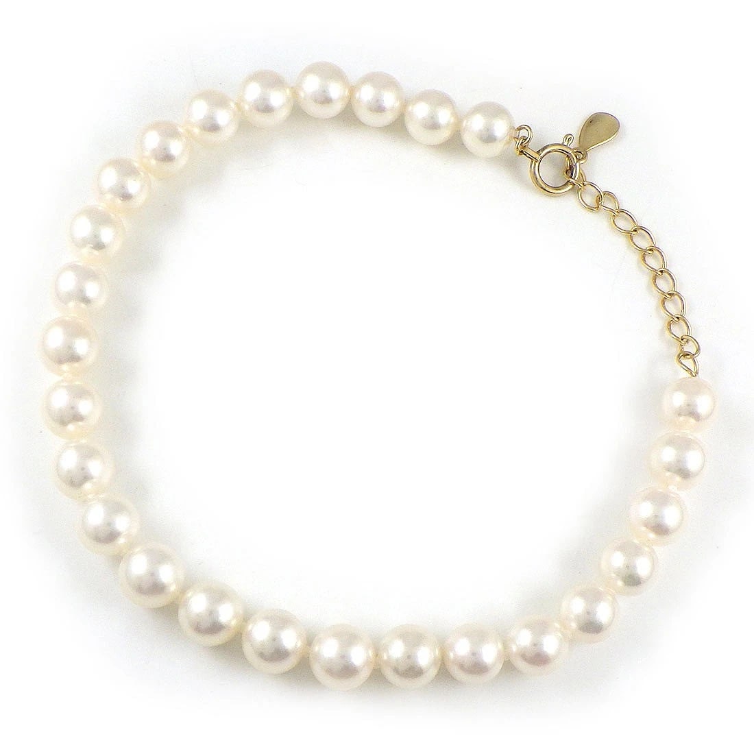 TASAKI BRACELET AKOYA PEARL 750(18K) YELLOW GOLD: TASAKI Bracelet Akoya Pearl 750(18K) Yellow Gold Brand: TASAKI Type/Style: Bracelet Material: 750(18K) Yellow Gold, Main Stone Pearl Color: Yellow Gold Size: Wrist Size : 6.49" - 7.67"(inches) /