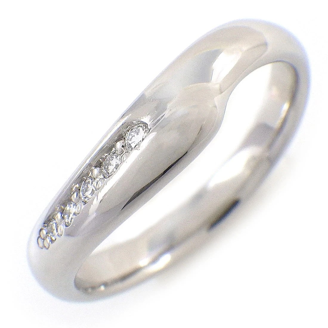 TIFFANY & CO. RING DIAMOND PT950 PLATINUM: Tiffany & Co. Ring Diamond PT950 Platinum Brand: Tiffany & Co. Type/Style: Ring Material: PT950 Platinum, Main Stone Natural Color: Silver Size: US4.5 Accessories: None Accessories Notice: