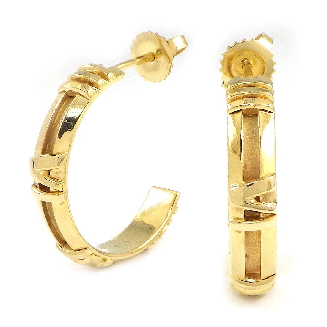 TIFFANY & CO. PIERCED EARRINGS 750(18K) YELLOW GOLD: Tiffany & Co. Pierced Earrings 750(18K) Yellow Gold Brand: Tiffany & Co. Type/Style: Earrings Material: 750(18K) Yellow Gold, Color: Yellow Gold Size: W 0.17" x H 0.87"(inches) / W 4.5mm x H 22.2mmHoo