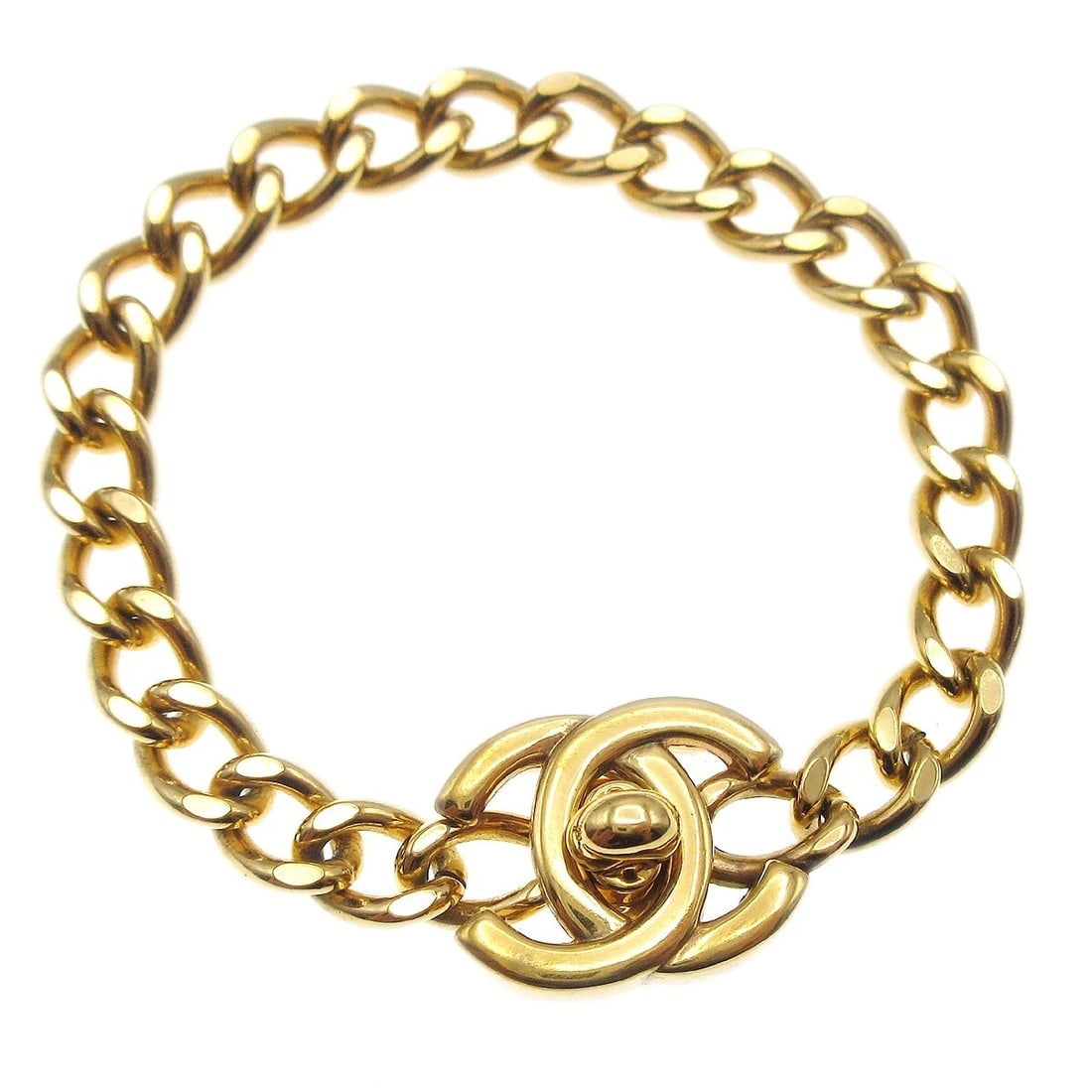 CHANEL TURNLOCK CHAIN BRACELET GOLD: Chanel Turnlock Chain Bracelet Gold Brand: CHANEL Type/Style: Bracelet Material: Gold-plated, Color: Gold Size: Inner circumference : 17.5 cm Charm : W 2.0 x H 1.8 cm Accessories: None Acc