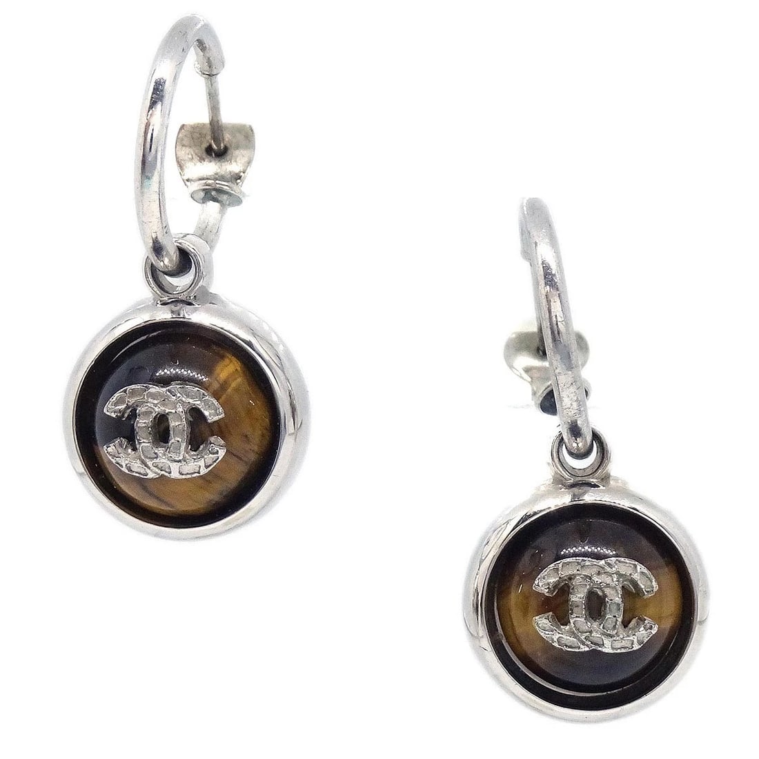CHANEL BUTTON PIERCED EARRINGS BROWN: Chanel Button Pierced Earrings Brown Brand: CHANEL Type/Style: Earrings Material: Silver Plated, Acrylic, Color: Brown, Silver Size: W 1.0 x H 1.2 cm Accessories: None Accessories Notice: When