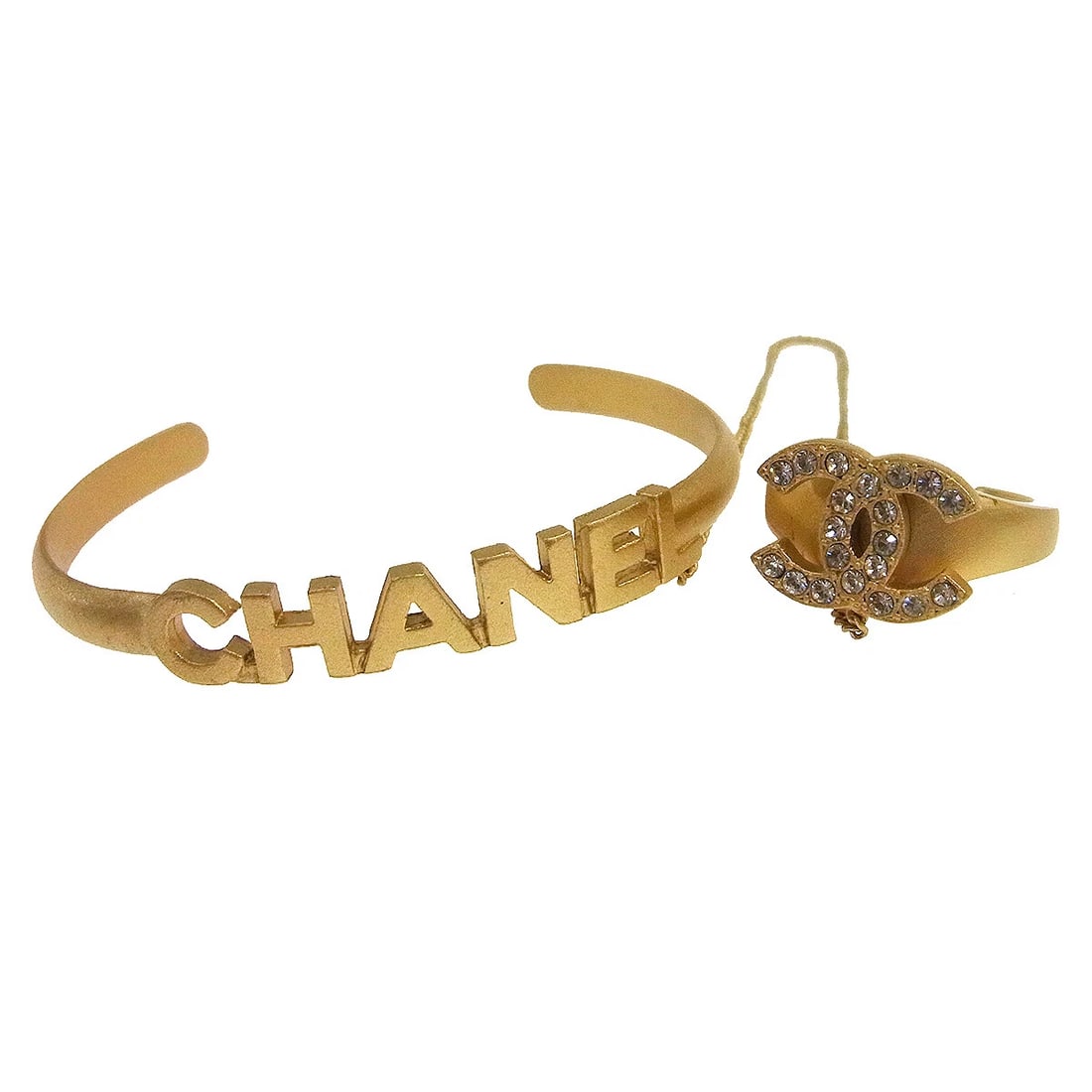 CHANEL RHINESTONE BANGLE CHAIN RING: Chanel Rhinestone Bangle Chain Ring Brand: Chanel Type/Style: Bracelet Material: Gold-tone, Color: Gold Size: Bangle/ Inner circumference : 15.0 cm Width : 0.6 cm Ring Size US : 6 Accessories: None