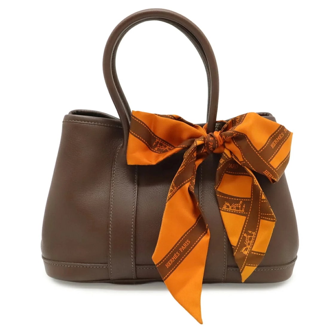 HERMES HERMES GARDEN TWILLY TTPM HANDBAG: HERMES Hermes Garden Twilly TTPM Handbag Brand: Hermes Type/Style: Handbag, Shoulder bag Material: Swift leather , Silk Color: Brown, Havane, Orange Size: (HxWxD) 15.5cm x 23cm x 10.5cm / 6.1'' x 9.05