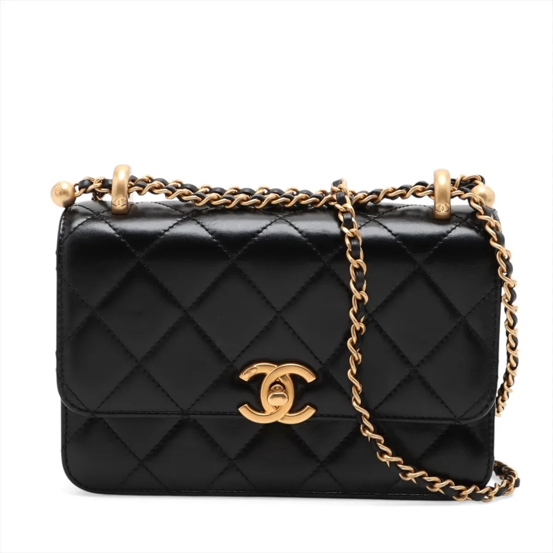 CHANEL MATELASSE LEATHER CHAIN SHOULDER BAG: Chanel Matelasse Leather Chain Shoulder Bag Brand: Chanel Type/Style: Shoulder Bag Material: Leather Color: Black Size: Height:4.7inchLength:7.5inchDepth:2.0inch Accessories: None Accessor