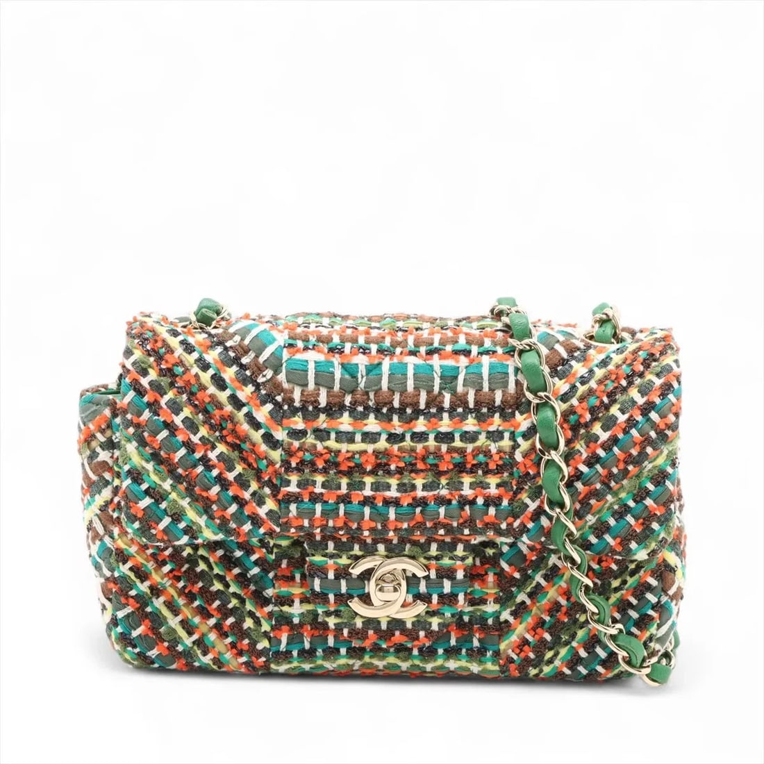 CHANEL MINI MATELASSE 20 TWEED SINGLE FLAP SINGLE CHAIN BAG: Chanel Mini Matelasse 20 Tweed Single Flap Single Chain Bag Brand: Chanel Type/Style: Shoulder Bag Material: Tweed Color: Green Size: Height:5.1inchLength:7.5inchDepth:2.6inch Accessories: None