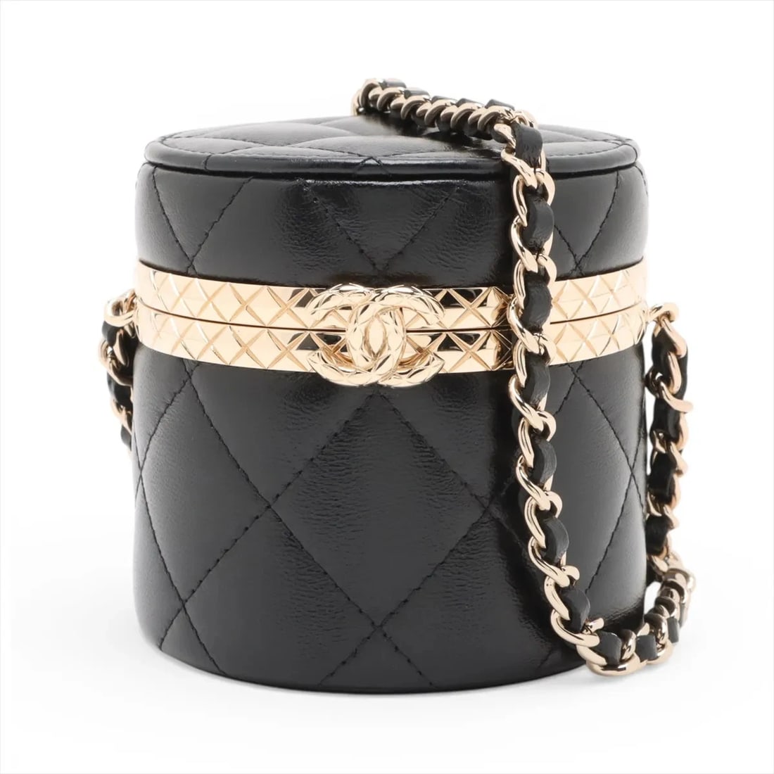 CHANEL MATELASSE LAMBSKIN CHAIN SHOULDER BAG: Chanel Matelasse Lambskin Chain Shoulder Bag Brand: Chanel Type/Style: Shoulder Bag Material: Lambskin Color: Black Size: Height:3.3inchLength:3.3inchDepth:3.3inch Accessories: None Access