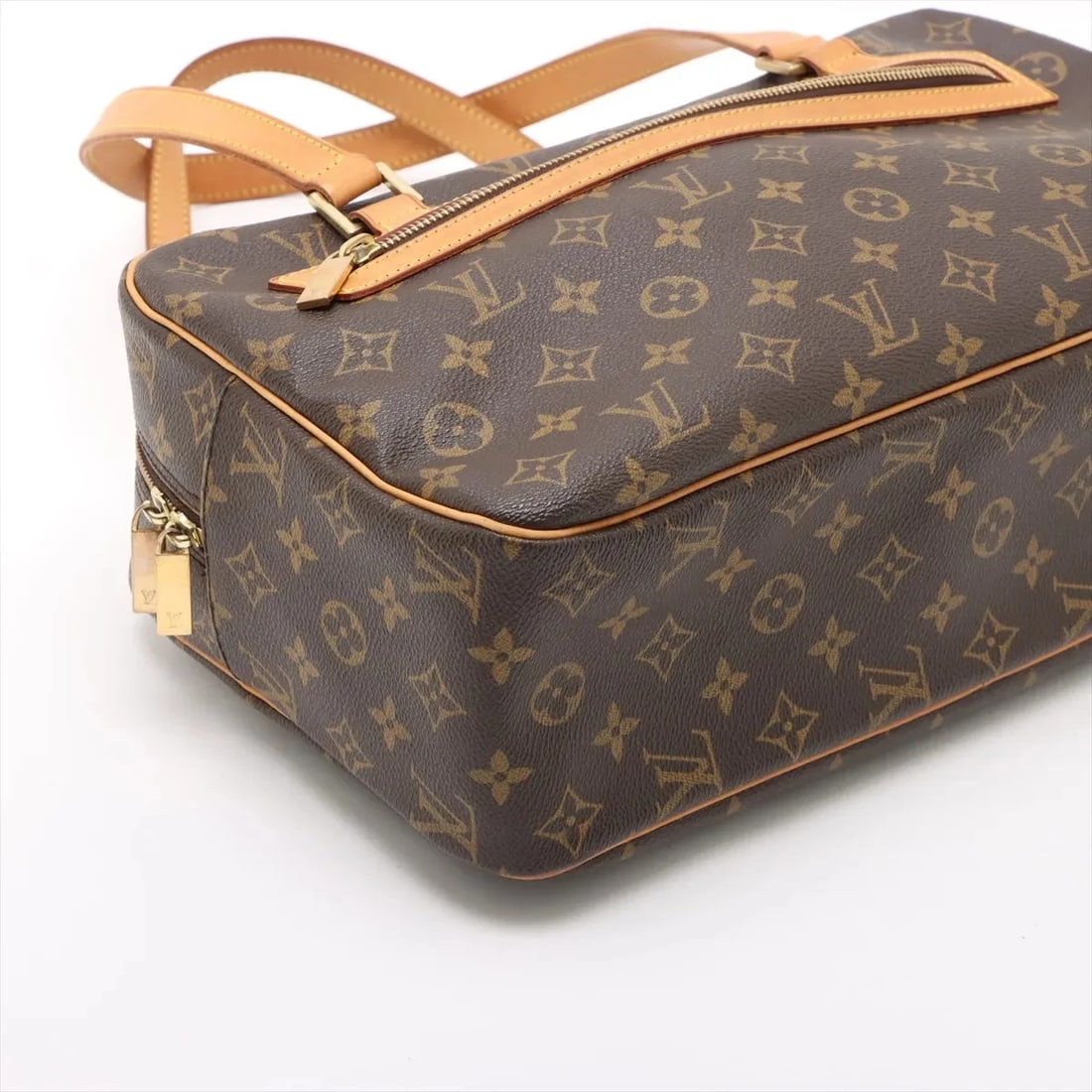 LOUIS VUITTON MONOGRAM CITE - 4