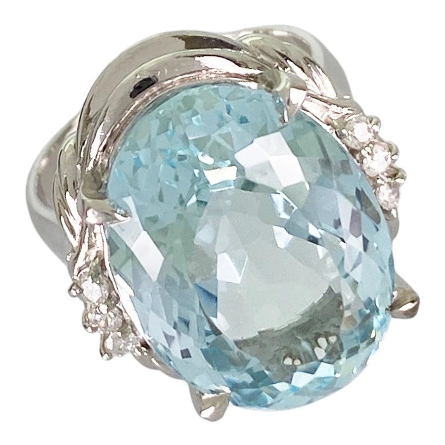RING PLATINUM AQUAMARINE DIAMOND: Ring Platinum Aquamarine Diamond Brand: Unsigned Jewelry Type/Style: Ring Material: Platinum 900, Color: Silver Size: US:5.5 Accessories: None Accessories Notice: When purchasing pre-owned goods,