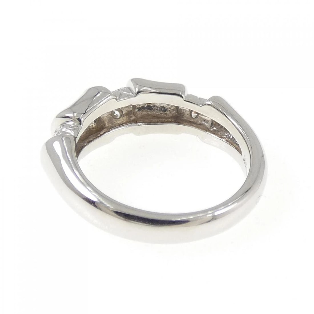 MIKIMOTO DIAMOND RING - 2