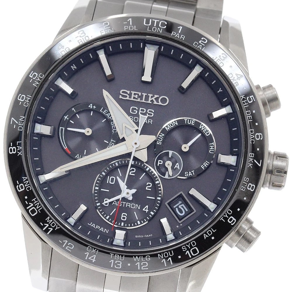 SEIKO ASTRON BLACK SOLAR POWERED RADIO WATCH: SEIKO Astron black Solar Powered Radio Watch Brand: SEIKO Type/Style: Wristwatch Material: Band Material titanium, Case Material Titanium / ceramic Color: Case Color Silver / Black Band Color Silver