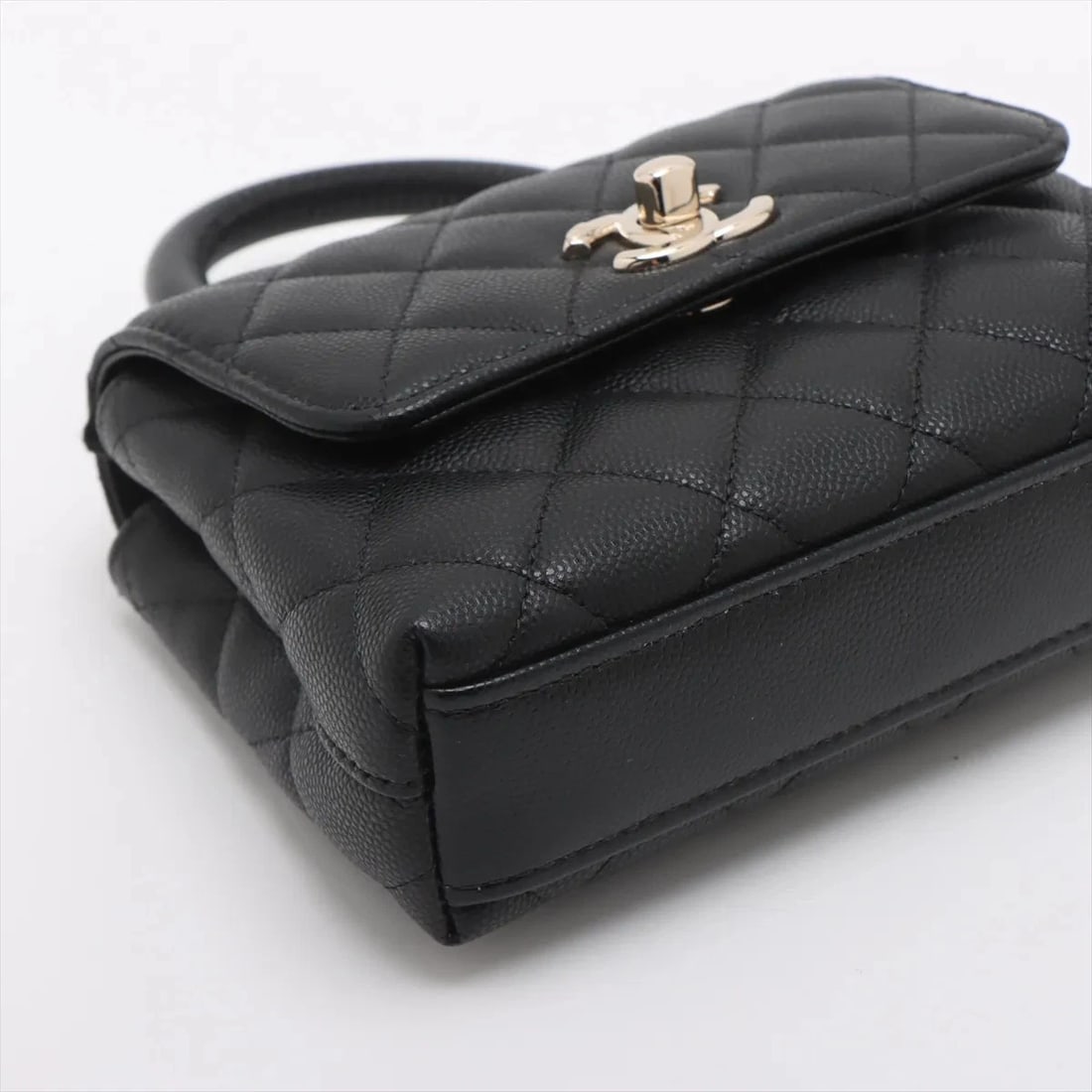CHANEL COCO HANDLE HANDBAG - 4