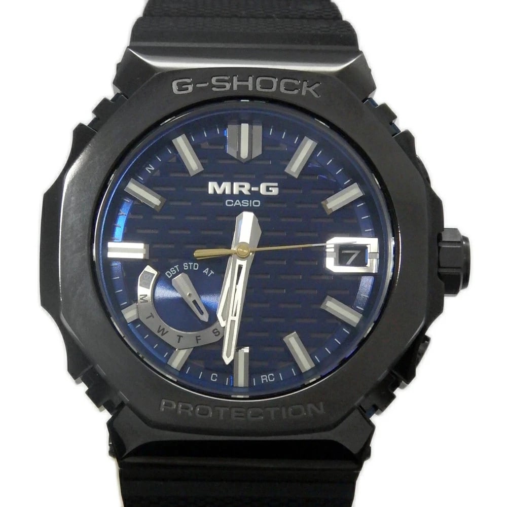 CASIO WATCH RUBBER WATCH: Casio Watch Rubber Watch Brand: CASIO Type/Style: Wristwatch Material: Band Material Titanium/Rubber Case Material N/A Color: Dial Color Size: Case Size 44.4mm Accessories: None Accessories Notice: