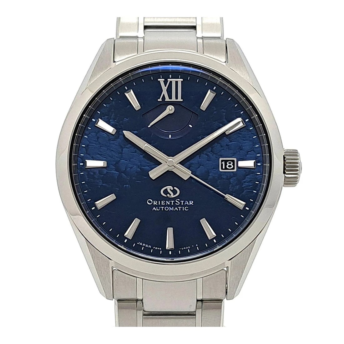 ORIENT BLUE WATCH: Orient Blue Watch Brand: ORIENT Type/Style: Wristwatch Material: Case Material N/A Band Material Stainless Steel Color: Dial Color Blue Size: Wrist Size 20cm Case Size 40mm Accessories: None <
