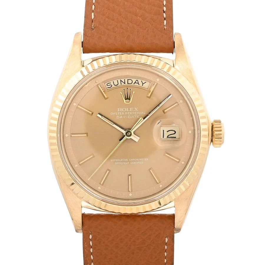 ROLEX DATE YELLOW WATCH: Rolex Date Yellow Watch Brand: ROLEX Type/Style: Wristwatch Material: Band Material Yellow Gold/ Case Material N/A Color: Dial Color Size: Case Size 34mm Accessories: None Accessories Notice: When