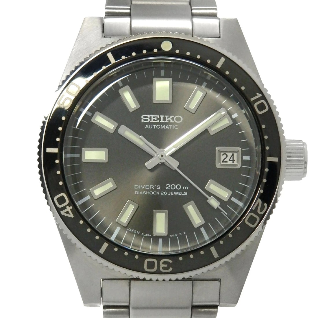 SEIKO PROSPEX DIVER SCUBA WATCH: Seiko Prospex Diver Scuba Watch Brand: SEIKO Type/Style: Wristwatch Material: Case Material N/A Band Material Stainless Steel Color: Dial Color Size: Wrist Size 20.5cm Case Size 39.9mm Accessories: