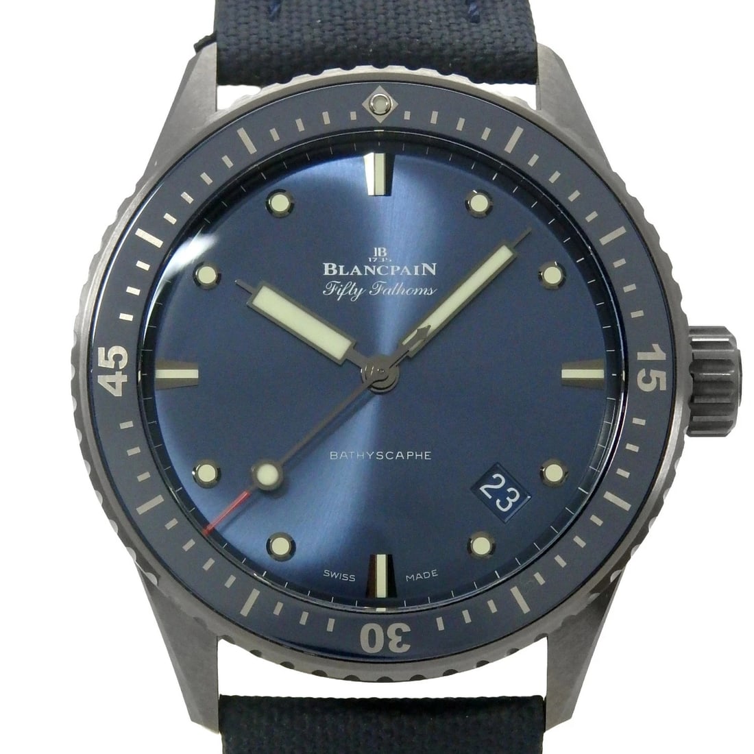 BLANCPAIN WATCH CE/CANVAS WATCH: Blancpain Watch Ce/Canvas Watch Brand: BLANCPAIN Type/Style: Wristwatch Material: Band Material Ce/Canvas Belt Case Material N/A Color: Dial Color Size: Wrist Size 16.5-20cm Case Size 43.6mm Acces