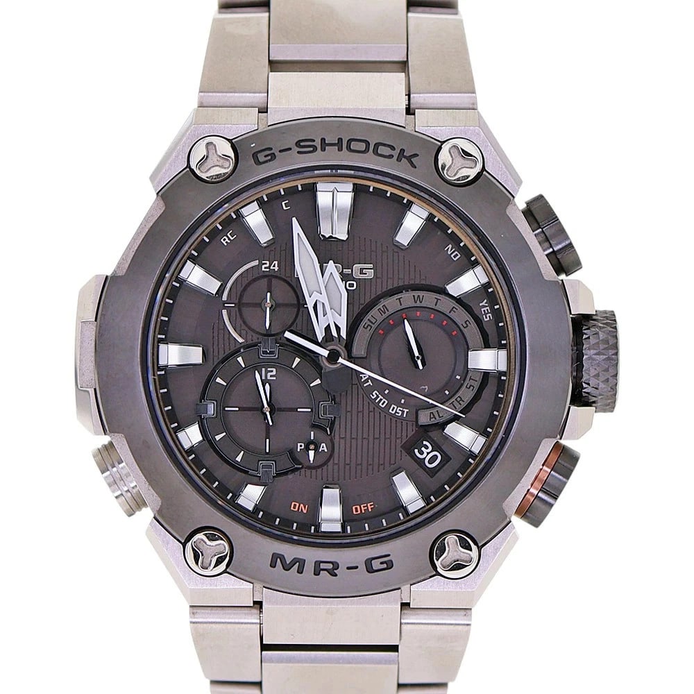 CASIO G-SHOCK BLACK WATCH: Casio G-Shock Black Watch Brand: CASIO Type/Style: Wristwatch Material: Case Material N/A Band Material N/A Color: Dial Color Black Size: Wrist Size 20cm Accessories: None Accessories Notice: When