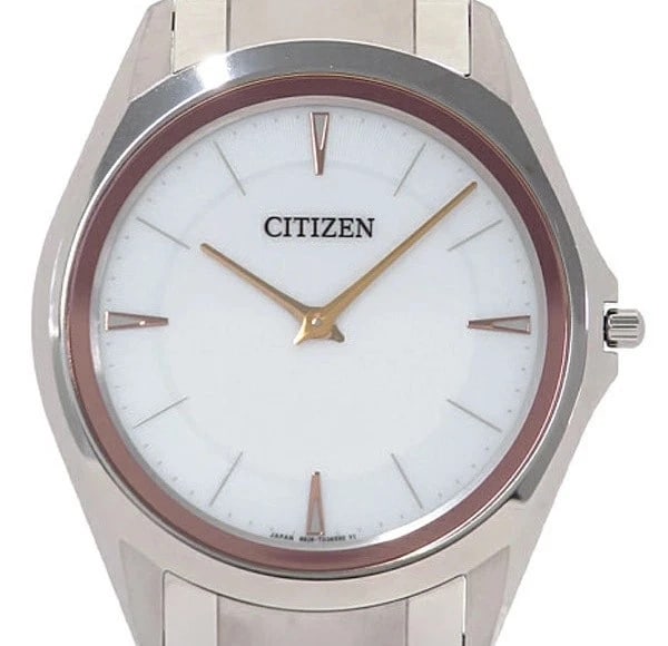 CITIZEN WATCH WHITE WATCH: Citizen Watch White Watch Brand: CITIZEN Type/Style: Wristwatch Material: Band Material Titanium/Glass Crystal Case Material N/A Color: Dial Color White Size: Wrist Size 17.5cm Case Size 36mm