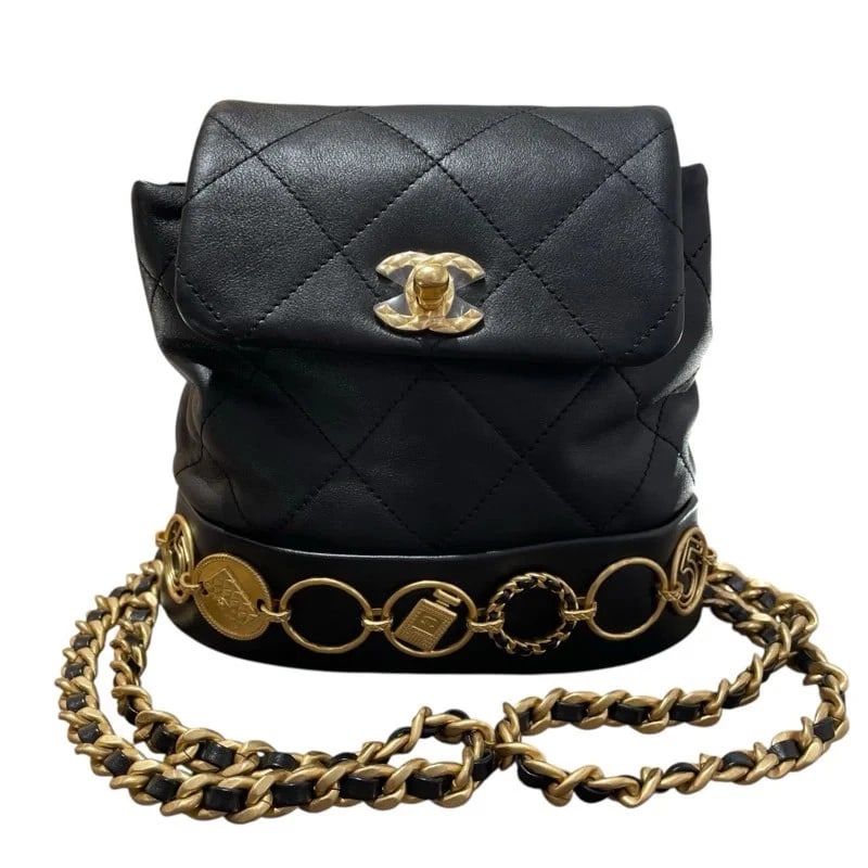 CHANEL CHAIN BACKPACK BLACK GHW LAMBSKIN: CHANEL Chain Backpack Black GHW Lambskin Brand: CHANEL Type/Style: Backpack Material: Lambskin Color: Black GD Hardware Size: W: 18cm / H: 15cm / D: 8cm Accessories: None Accessories Notice: When
